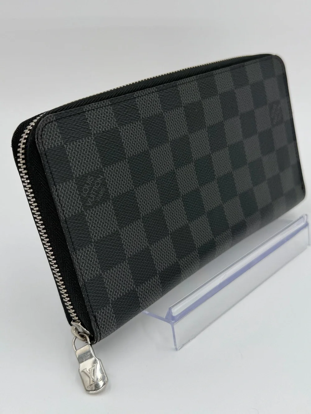 LV Damier Graphite Unisex Zippy Organizer Wallet Excellent Condition w/COA - Picture 8 of 11